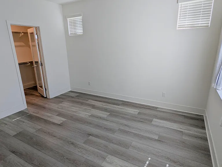 10632 Hud Ct — Photo 7