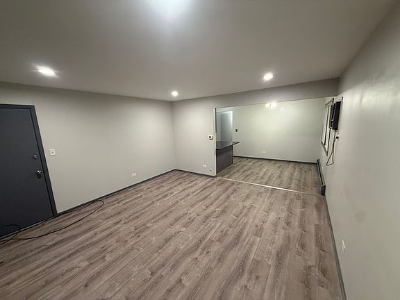 5th image of 4529 Forest Ave APT 4