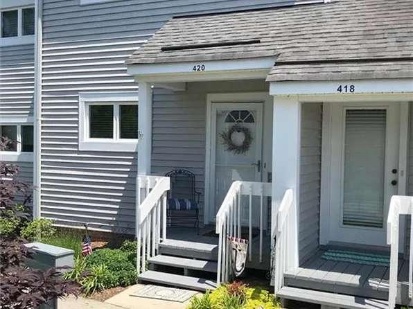 420 Rosegill Ct, Urbanna, VA 23175