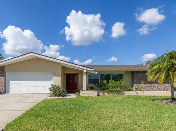 8021 Cranbrook Ct, Seminole, FL 33777