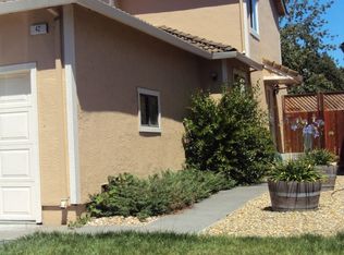 42 Freedom Pl, Rohnert Park, CA 94928