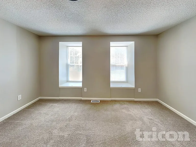 10733 Downpatrick Pl — Photo 8