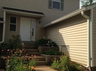 160 Cascade Terrace Dr, Ballwin, MO 63021