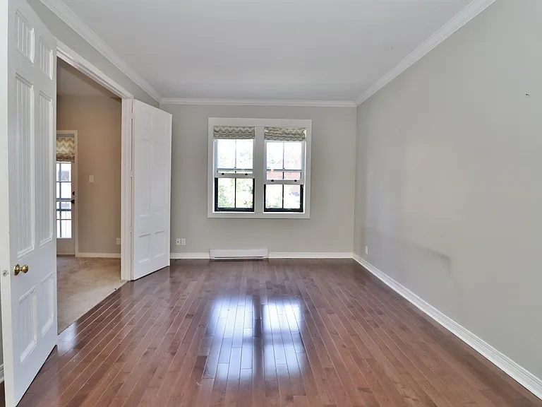 16 Sweetland Ave #3 — Photo 4