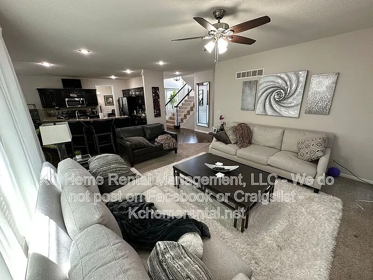 11429 W 142nd Ter — Photo 10