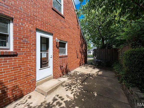4th image of 810 Brownell Ave