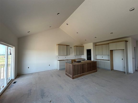 3rd image of 1273 SW 18th Ct