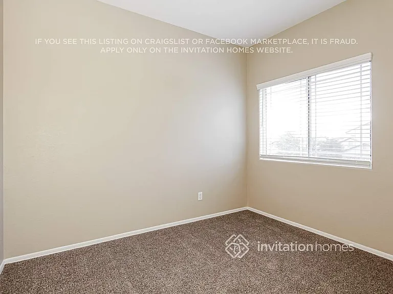 13952 N 132nd Ct — Photo 11