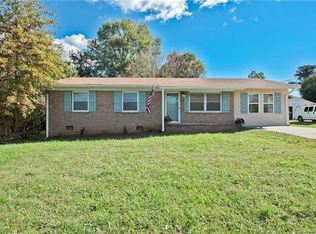 708 W Pine Cir, Statesville, NC 28677