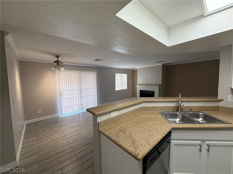 8600 W Charleston Blvd #1044 — Photo 14
