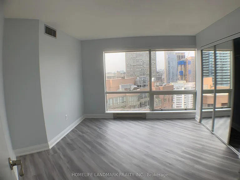 1001 Bay St #3303 — Photo 17