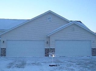 4732 Curran Ct, Grand Forks, ND 58201