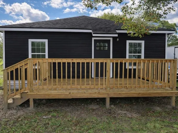 5122 Avenue L, Santa Fe, TX 77510