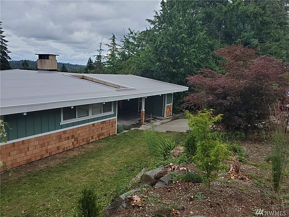 3rd image of 1330 May Ave