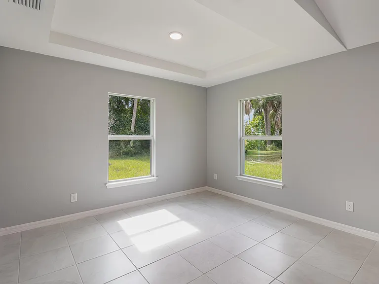 391 Salvador Dr — Photo 11