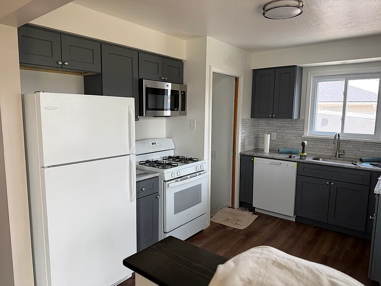 6381 Smith Rd — Photo 3