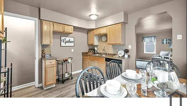 15313 Fernway Dr — Photo 5