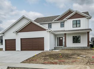 6257 Summit Pine Rd NW, Rochester, MN 55901