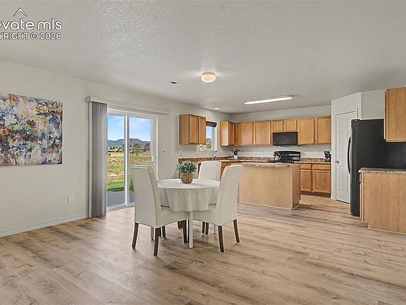 5th image of 11675 Black Maple Ln