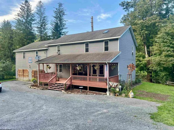 10915 Old Elkins Rd, Ellamore, WV 26267