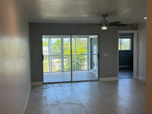 2735 Magdalina Dr Unit 2D, Punta Gorda, FL 33950