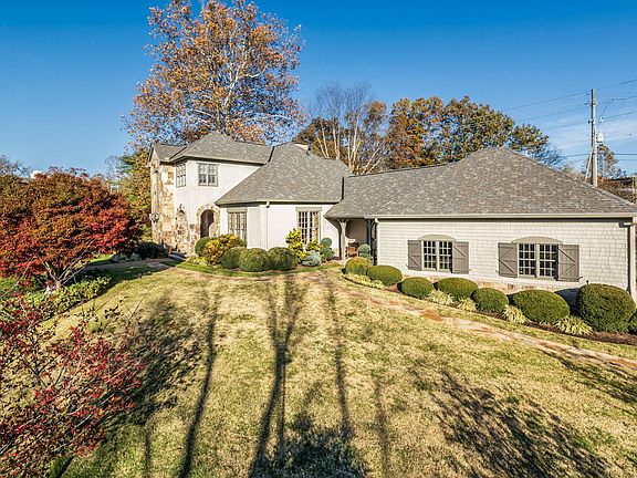 2nd image of 6320 Waters Edge Ln