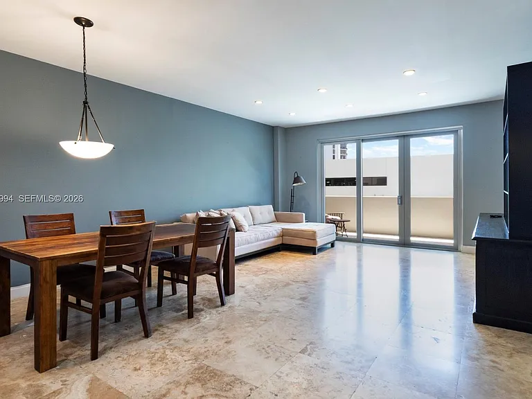 5 Island Ave #LE — Photo 4