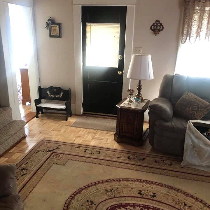 2nd image of 701 S Buckeye Ave