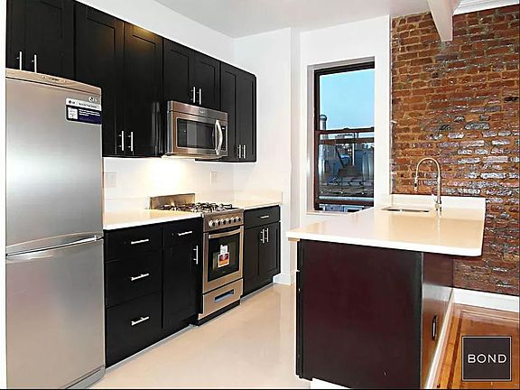 2nd image of 11 W 8th St APT 6D