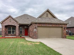 3209 W Mobile St, Broken Arrow, OK 74011