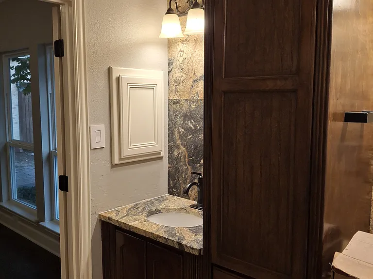 4048 Old Town Rd — Photo 1