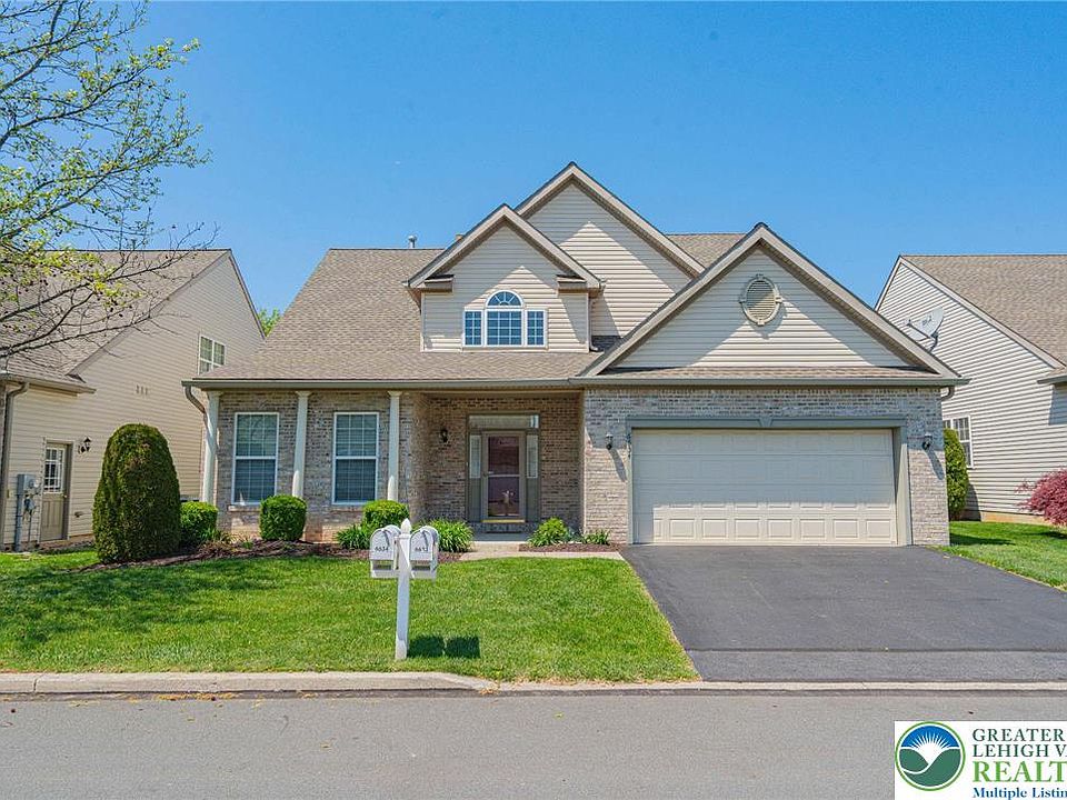 1st image of 6634 Blue Heather Ct
