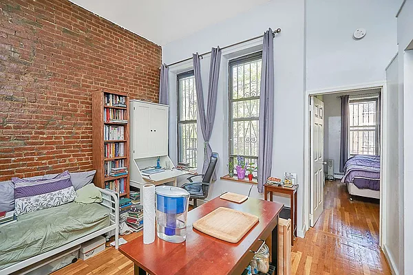 Rented by Compass | media 8