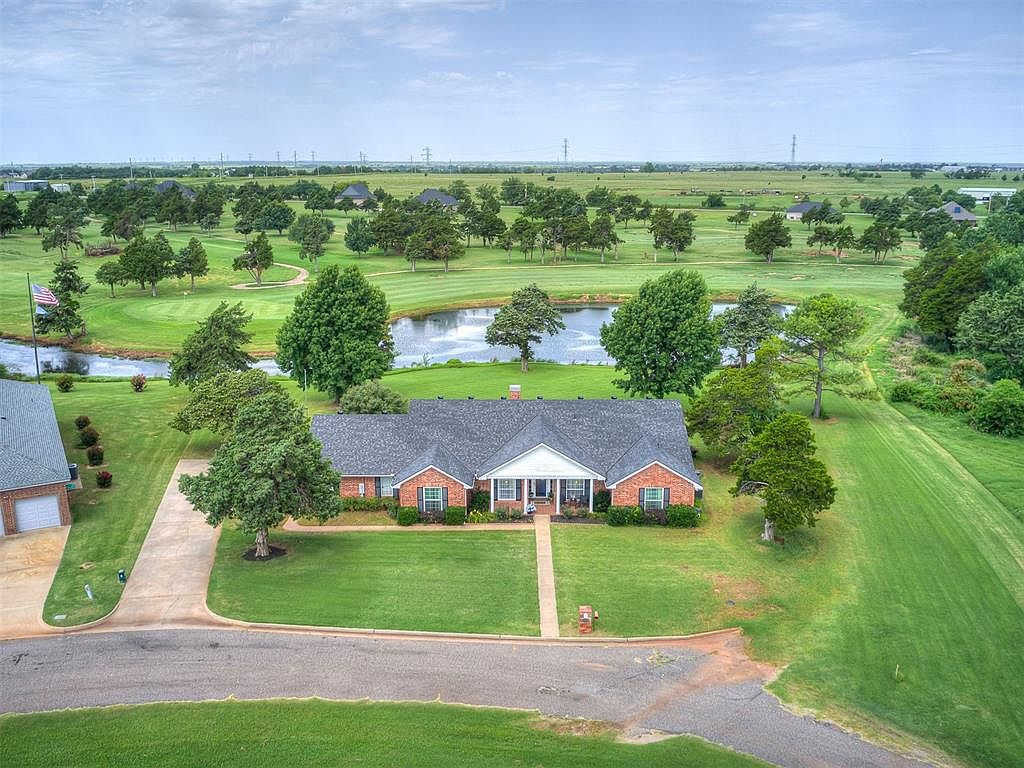 10051 Cedar Valley Cir