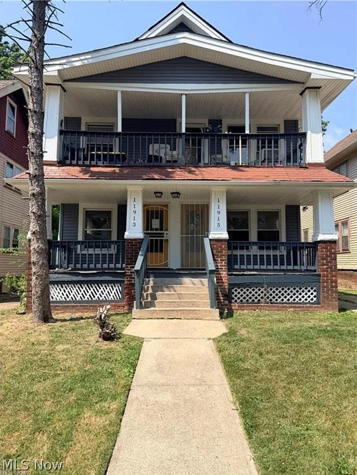 2 bed, 1.0 bath, $1,000 — Photo 1