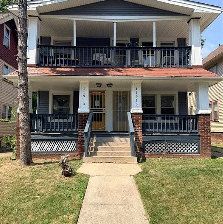 11913 Cromwell Ave #UP