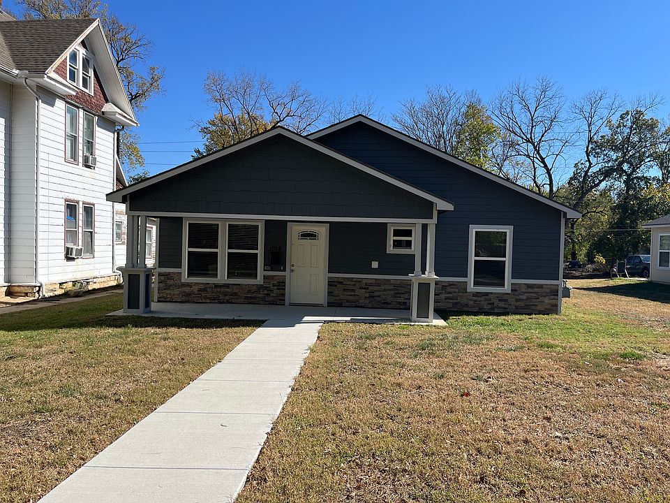 1914 SW Buchanan
