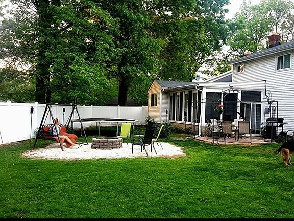 3rd image of 1632 Luanna Dr