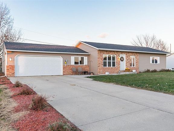 3rd image of 50 Thompson Dr