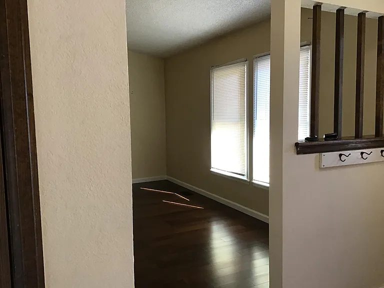 7730 Gibralter Dr — Photo 7