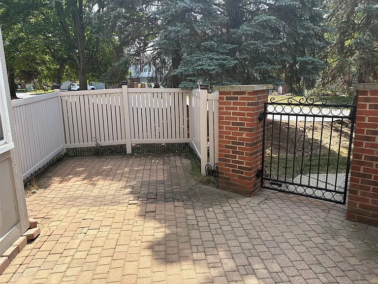 49816 Plymouth Way #104 — Photo 4