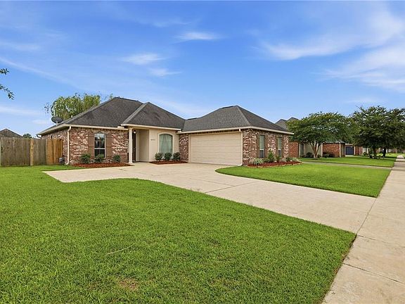 3rd image of 4611 Monte Vista Dr