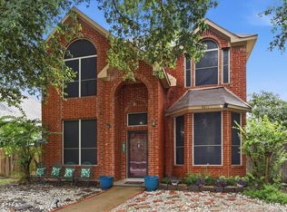6517 White Oak Dr, Rowlett, TX 75089