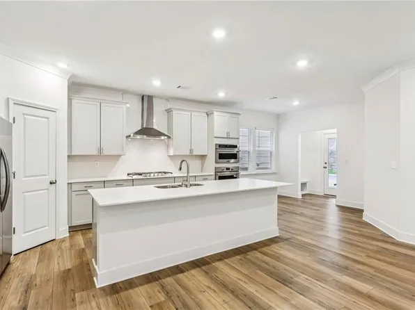 313 Fraley Dr, Woodstock, GA 30188