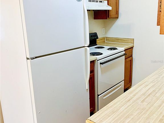 5th image of 1213 NW 39th Ave APT B1