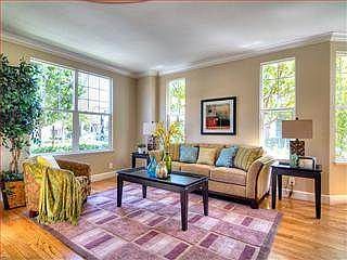 3rd image of 102 Terreno De Flores Cir