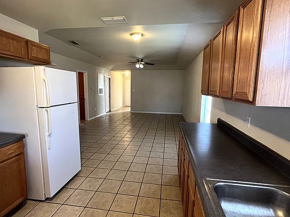 3rd image of 1147 Misty Acres Dr