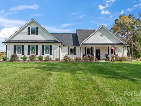 218 Mariposa Rd, Stanley, NC 28164