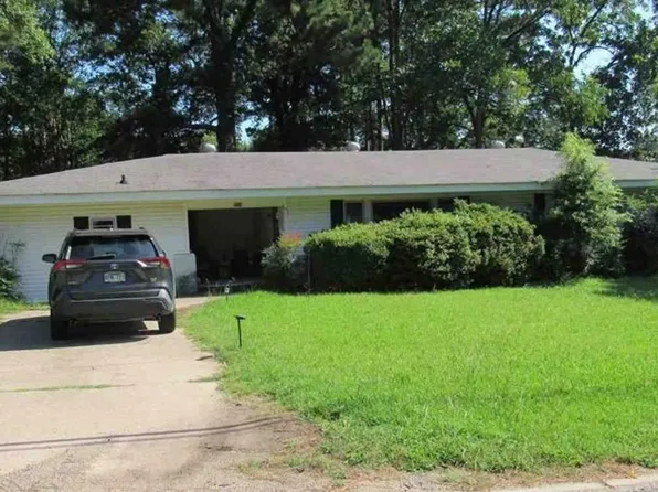 329 E Bolling Ave, Monticello, AR 71655