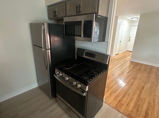 2217 169th St APT 28, Hammond, IN 46323